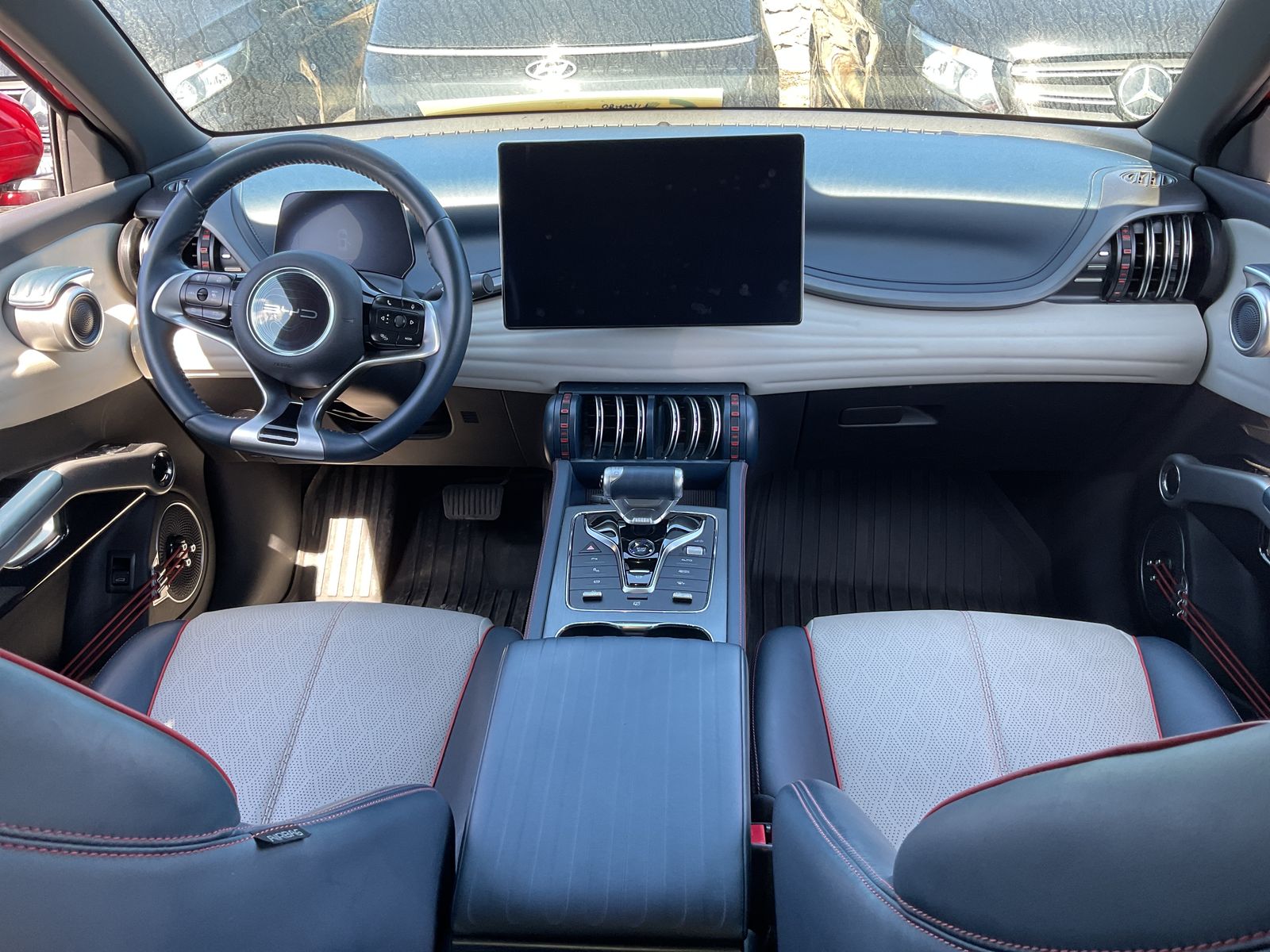 Araç İçi Ön Konsol