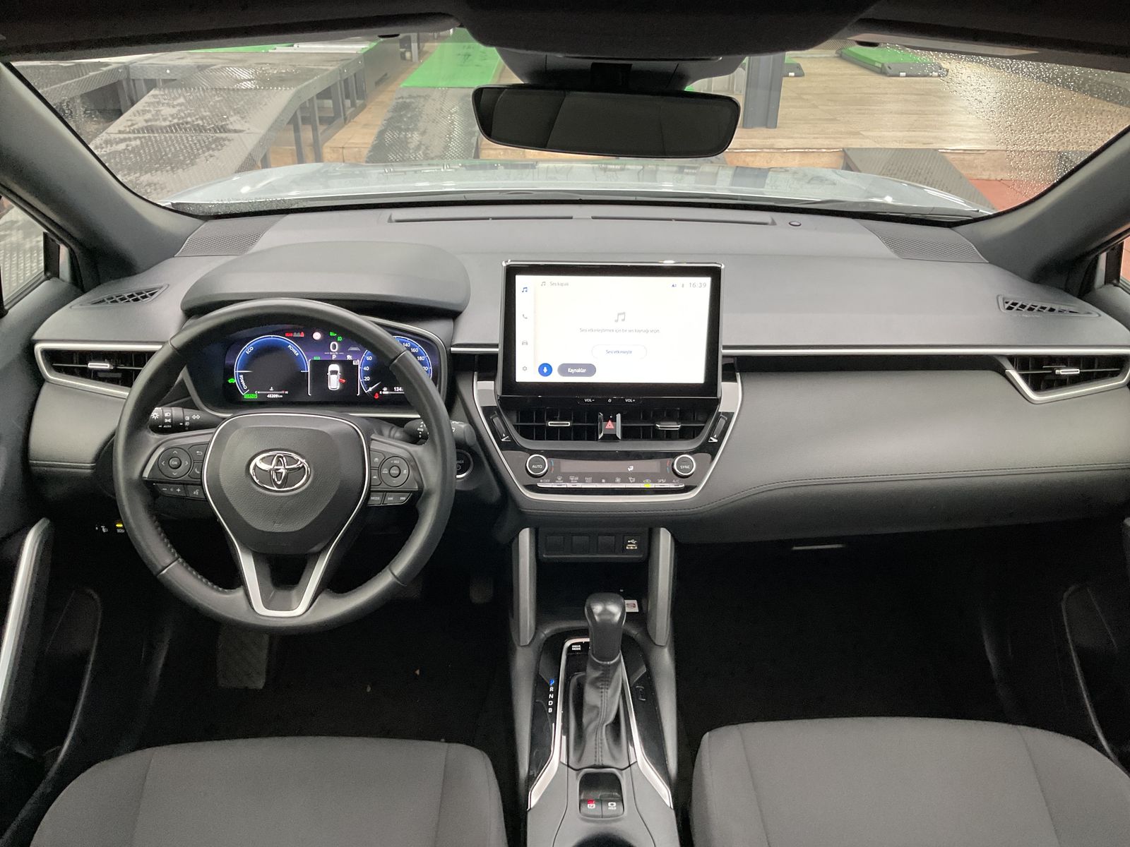 Araç İçi Ön Konsol