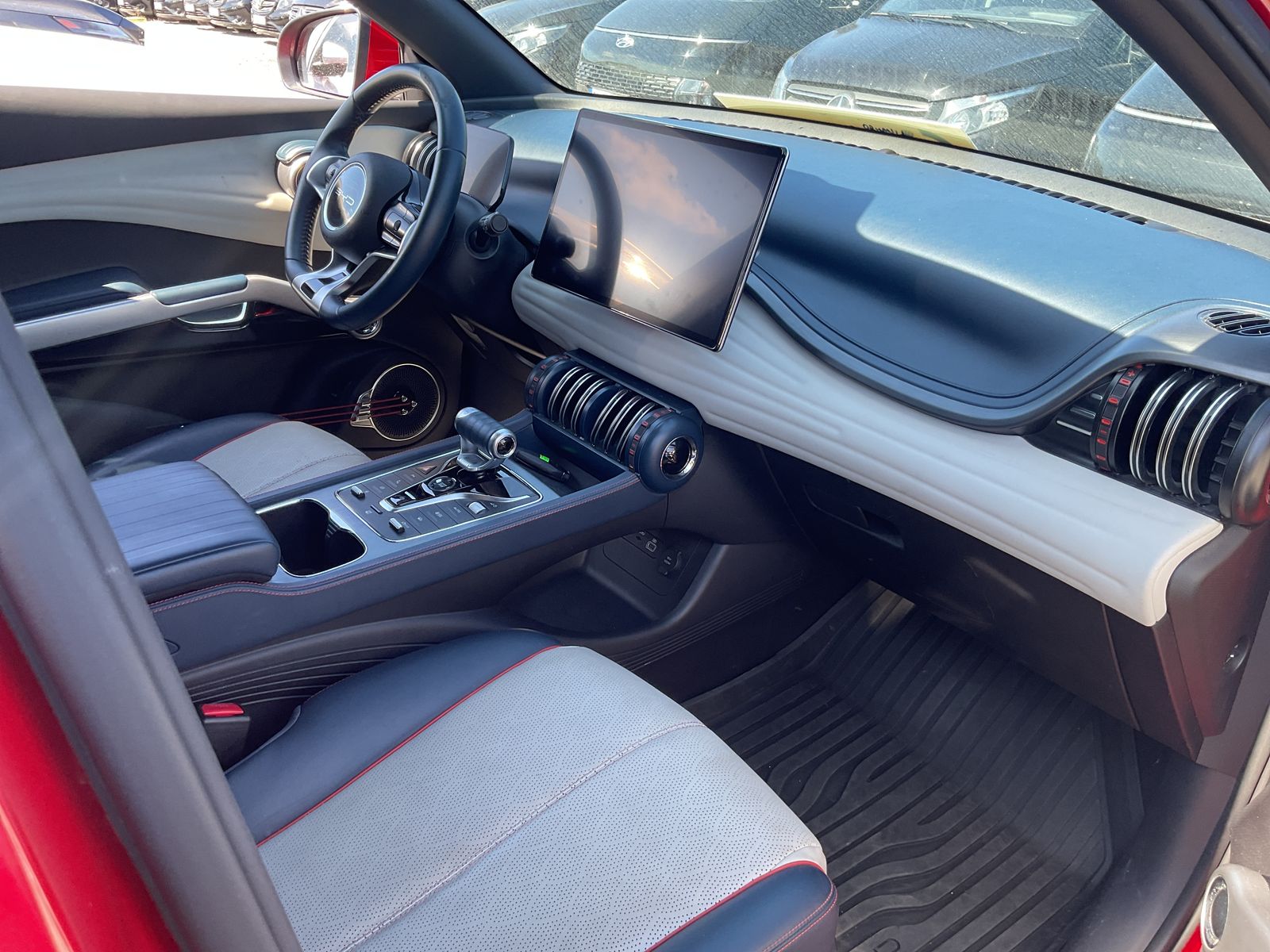 Araç İçi Sağ Ön Sıra