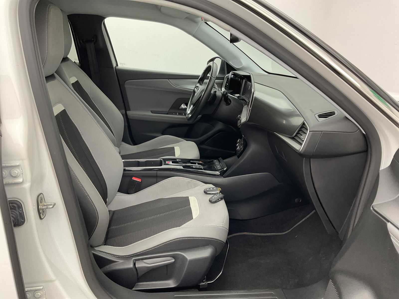 Araç İçi Sağ Ön Sıra