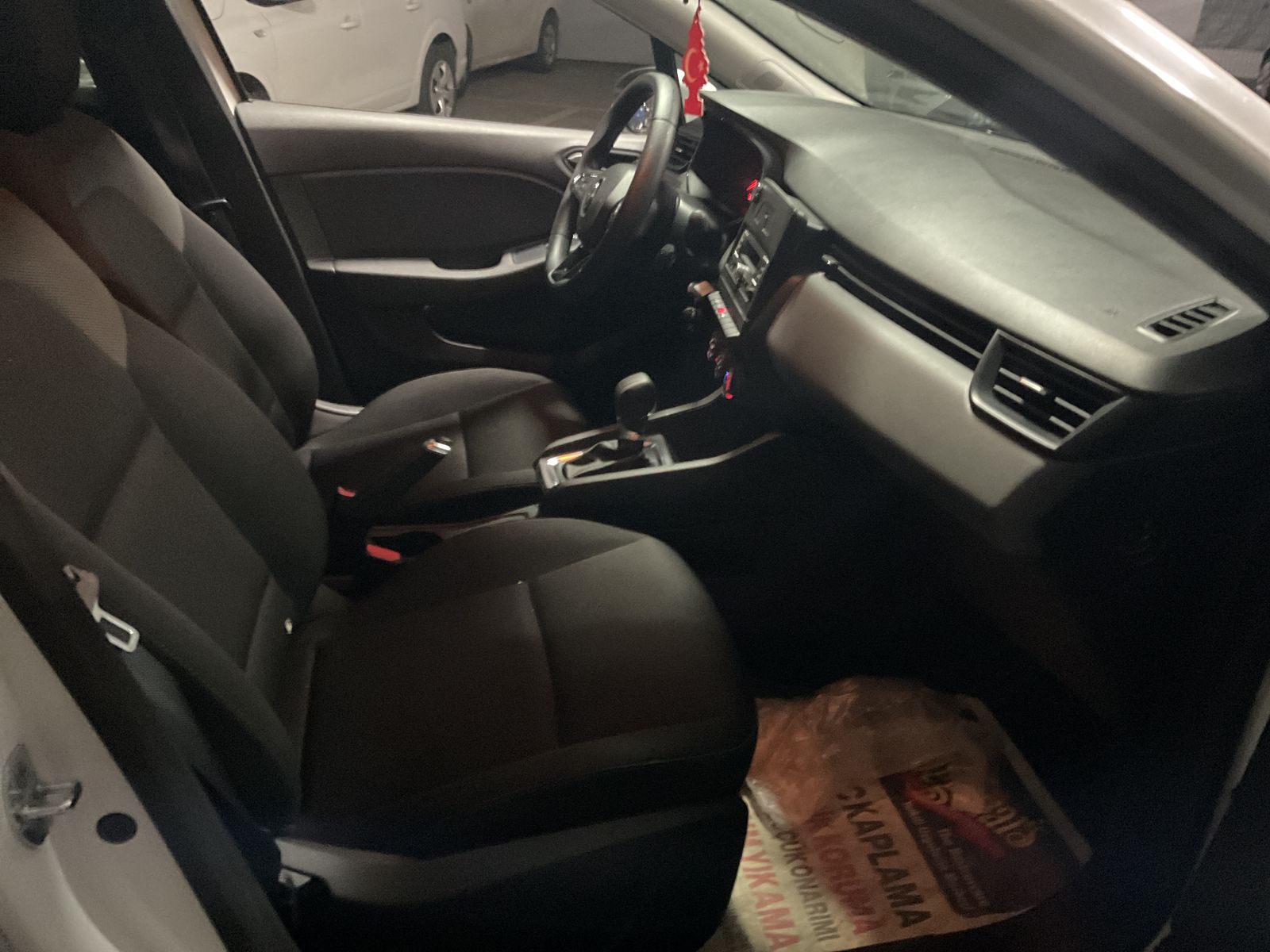 Araç İçi Sağ Ön Sıra